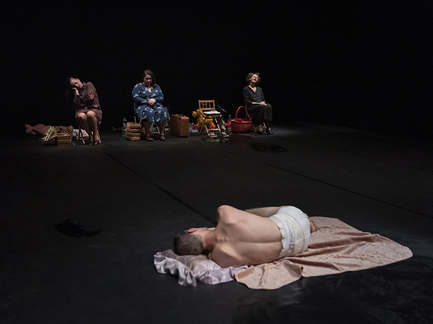 misericordia emma dante