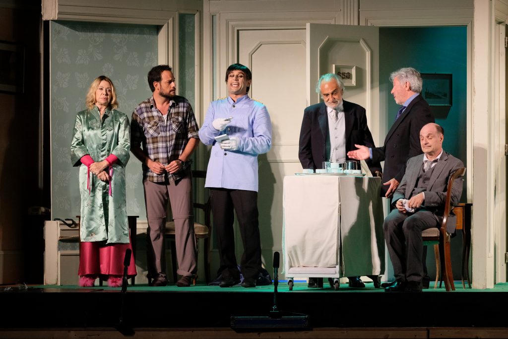 se devi dire una bugia dilla grossa