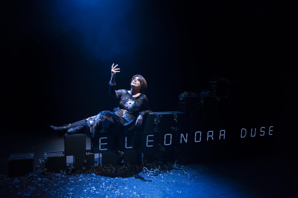 se non posso ballare non è la mia rivoluzione lella costa