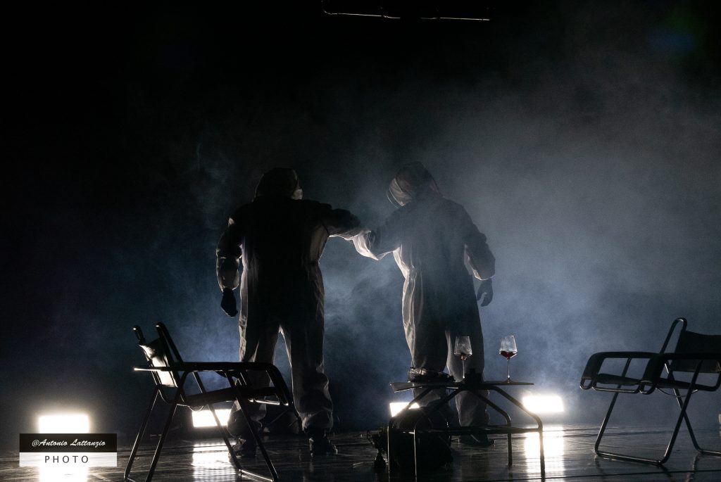 Tutti su per terra i papu