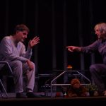 Tutti su per terra i papu